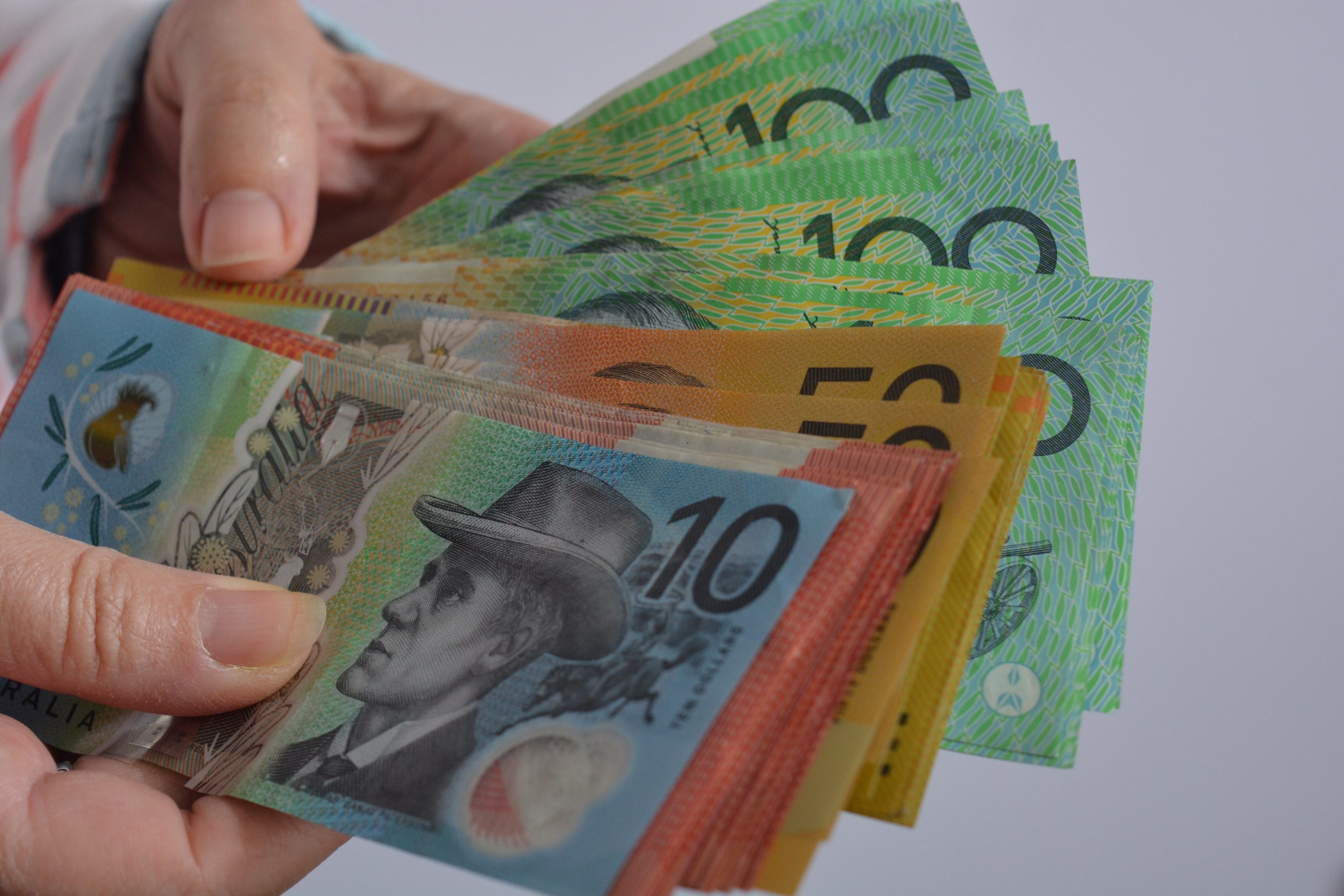 banking-and-finance-australian-banknotes-variou-2023-11-27-05-37-09-utc Plumbing